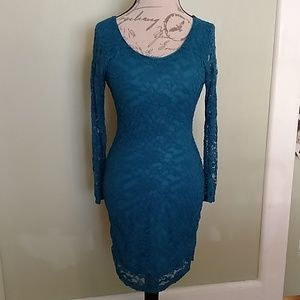 Toni stretch lace dress Sz L